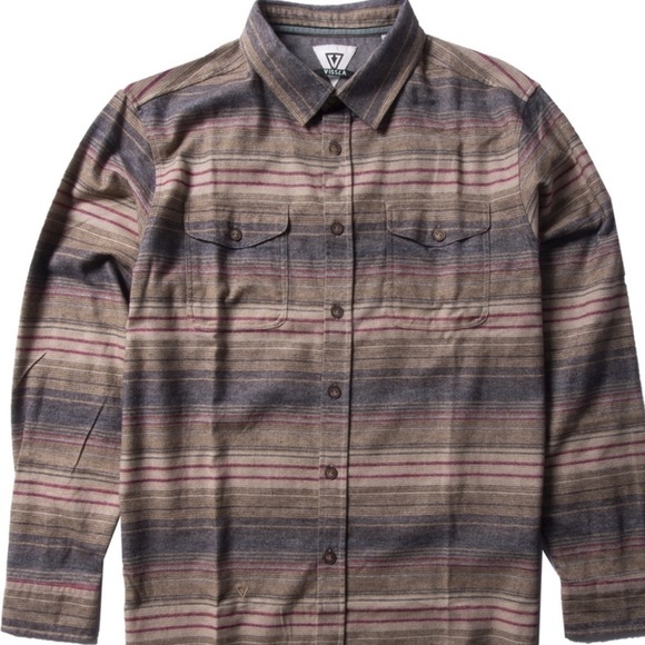 VISSLA Other - Vissla new long sleeve button down.